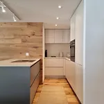 Riverside 2nd Floor North アパート サース フェー