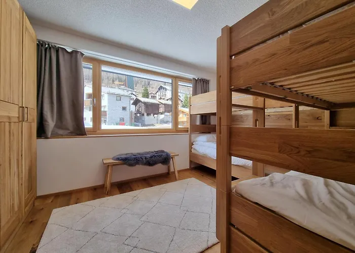 Riverside 2nd Floor North *