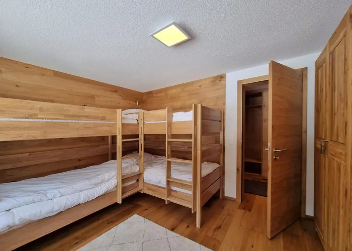 Riverside 2nd Floor North