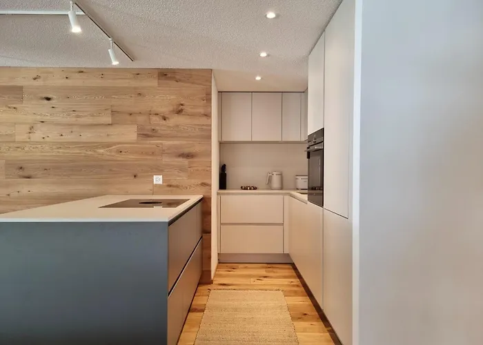 Riverside 2nd Floor North Daire Saas Fee