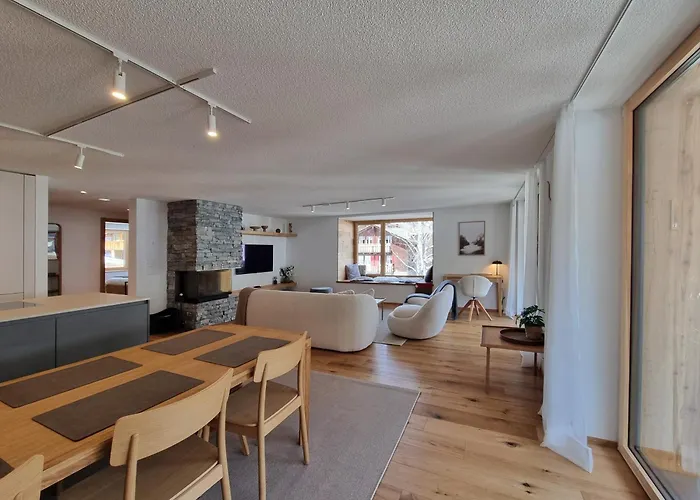 Apartment Riverside 2nd Floor North *